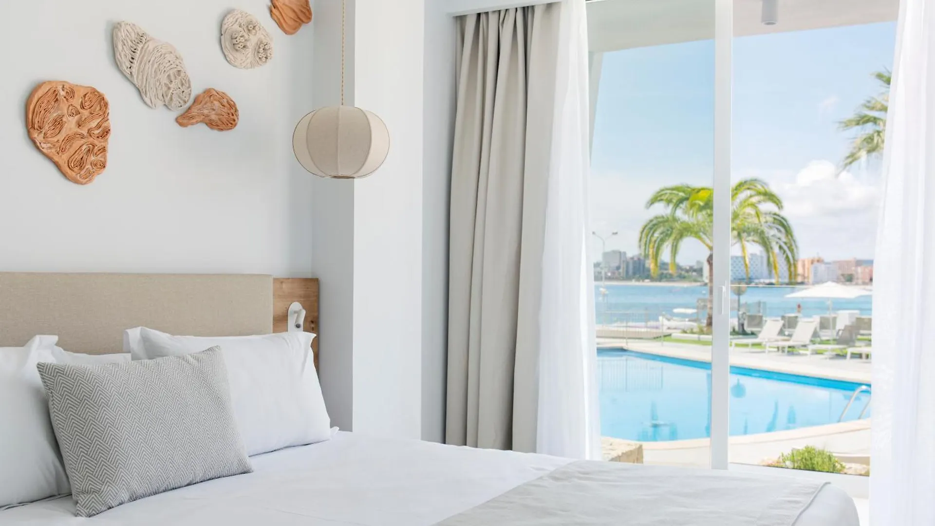 Roc Portonova Apartaments Palma Nova  Apartment