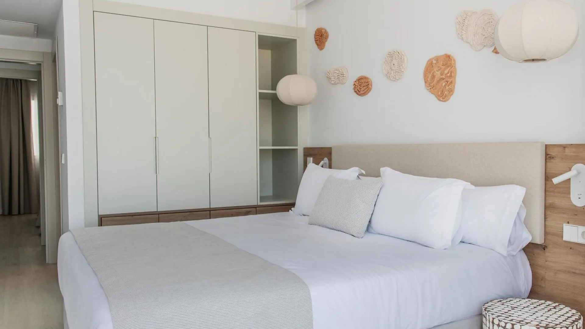 Roc Portonova Apartaments Palma Nova  Spain