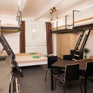  Appartamento Flying Bed Close To Castle And Airport Repubblica Ceca